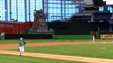 MLB Tonight: Pitch, Hit and Run