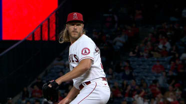 Noah Syndergaard strikes out five Rangers | 05/24/2022 | Los