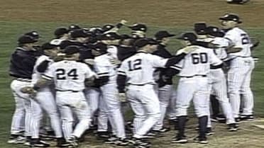 Oct 13, 2001; Oakland, CA, USA; The New York Yankees celebrate