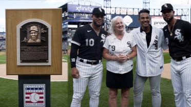 Alexei, White Sox honor Minoso at home opener