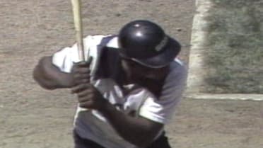 Miñoso's final hit of MLB career