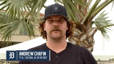 Andrew Chafin has 80 grade facial hair : r/baseball