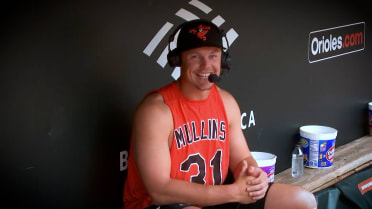 Circle the Bases with Mountcastle