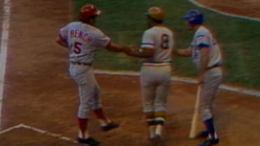 Bench's two-run homer