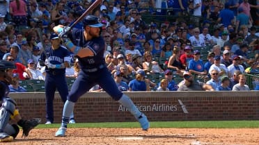 Patrick Wisdom's solo home run, 05/21/2022