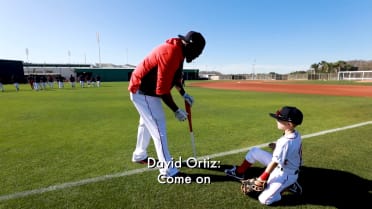 Ortiz creates handshake