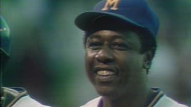 Hank Aaron introduced at 75 ASG