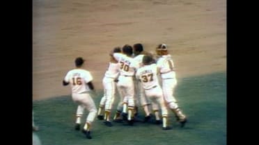 1972 World Series Photo Collection (30)