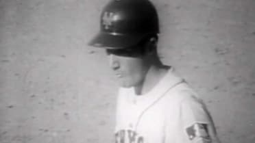 Weis' RBI single in 9th