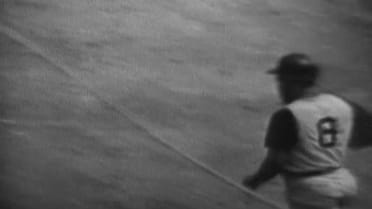 Stargell's two-run homer