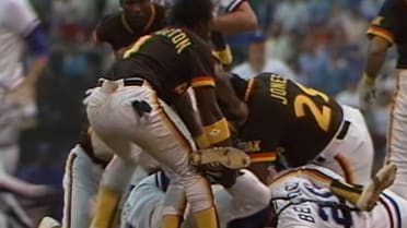 Benches empty again in 9th