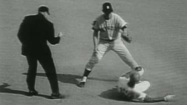 Lolich picks off two in 6th