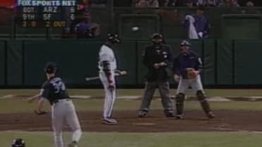 D-backs intentionally walk Bonds