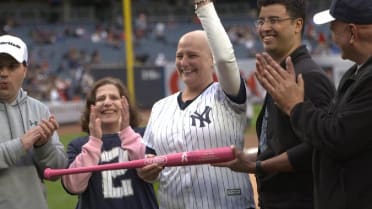 MLB announces 2018 Honorary Bat Girls