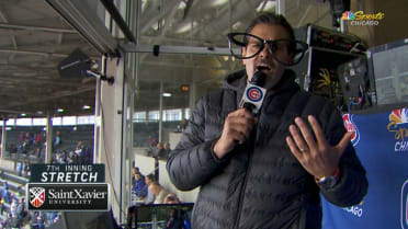 Caray leads 7th-inning stretch