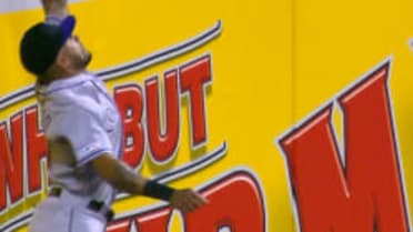 Must C: Desmond robs a home run