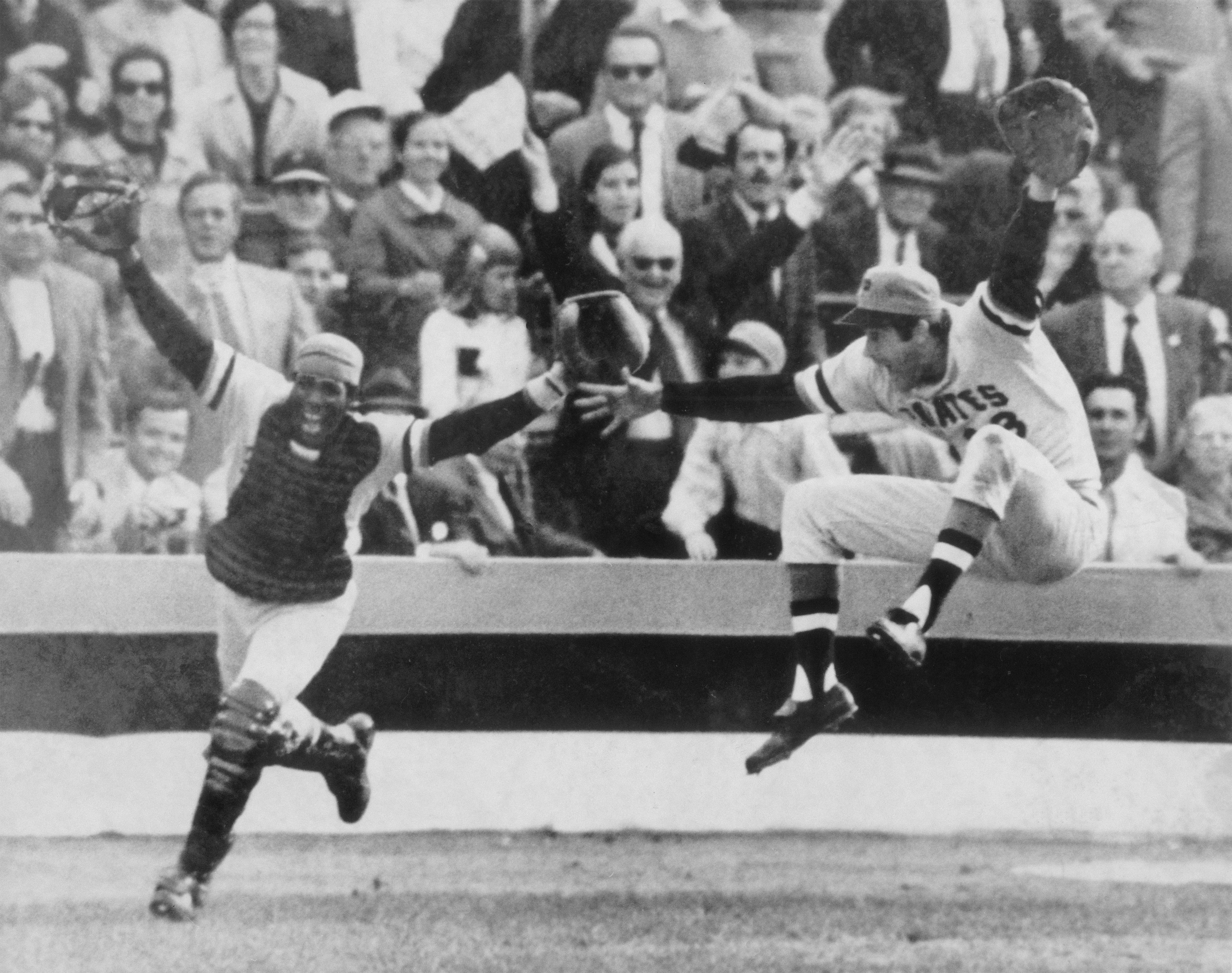 Blass, with catcher Manny Sanguillen, leaping for joy after winning the 1971 World Series.