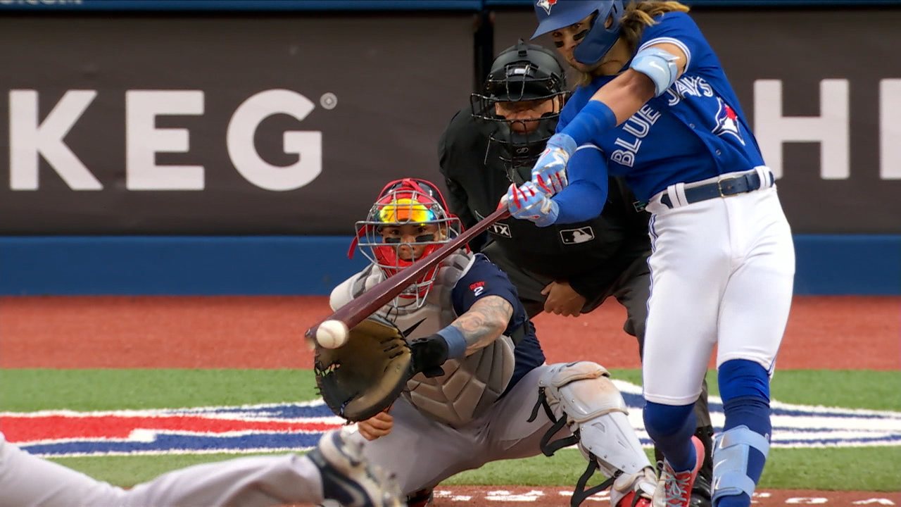 Lourdes Gurriel Jr.'s solo smash, 07/01/2022