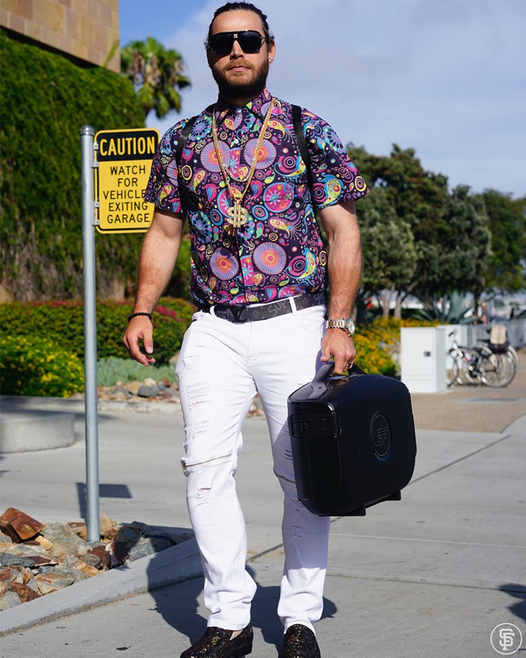 Giants dressed like Pablo Sandoval after road trip