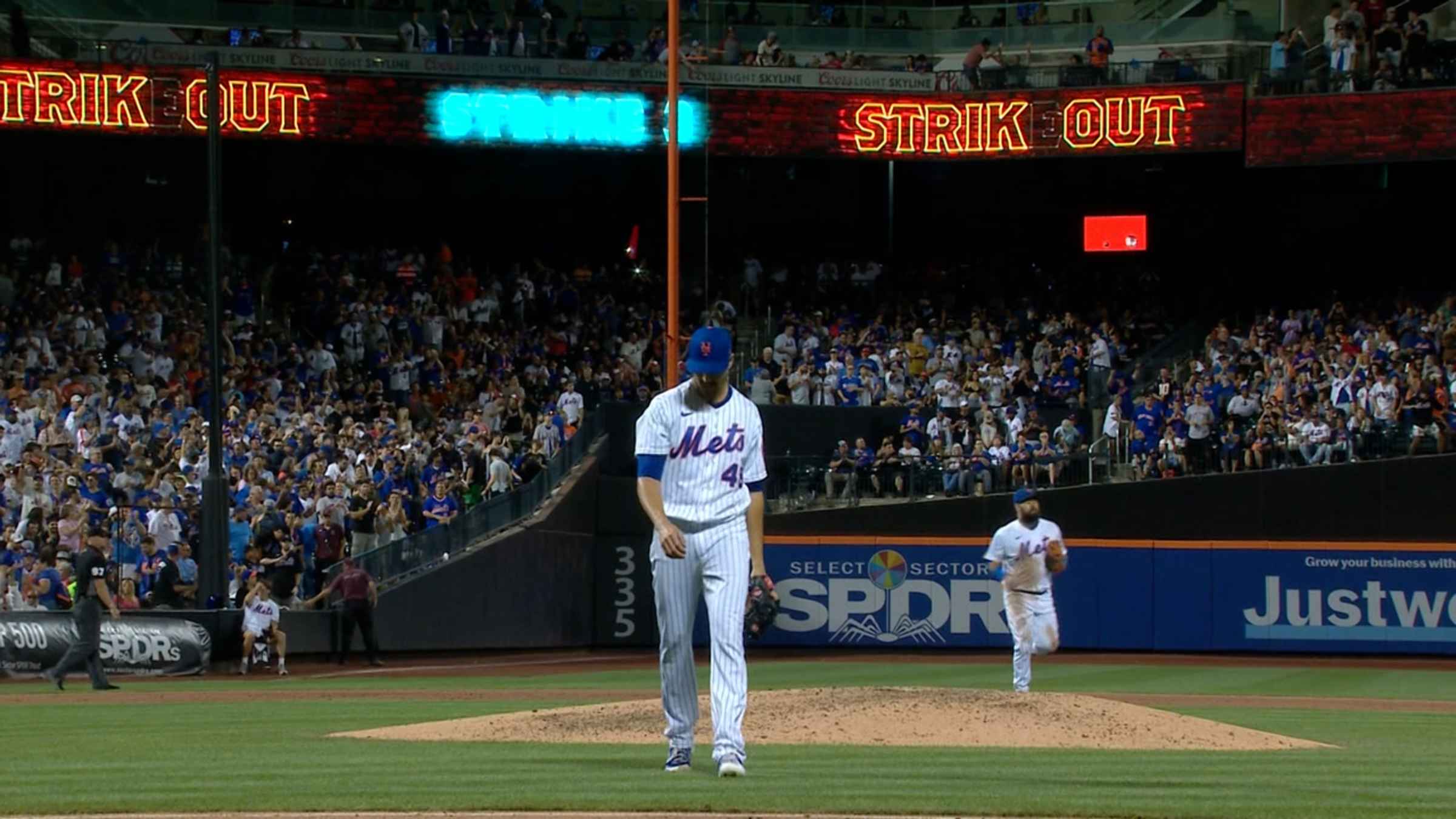 DeGrom Shuts Out the Nationals and Sets a Strikeout Record - The