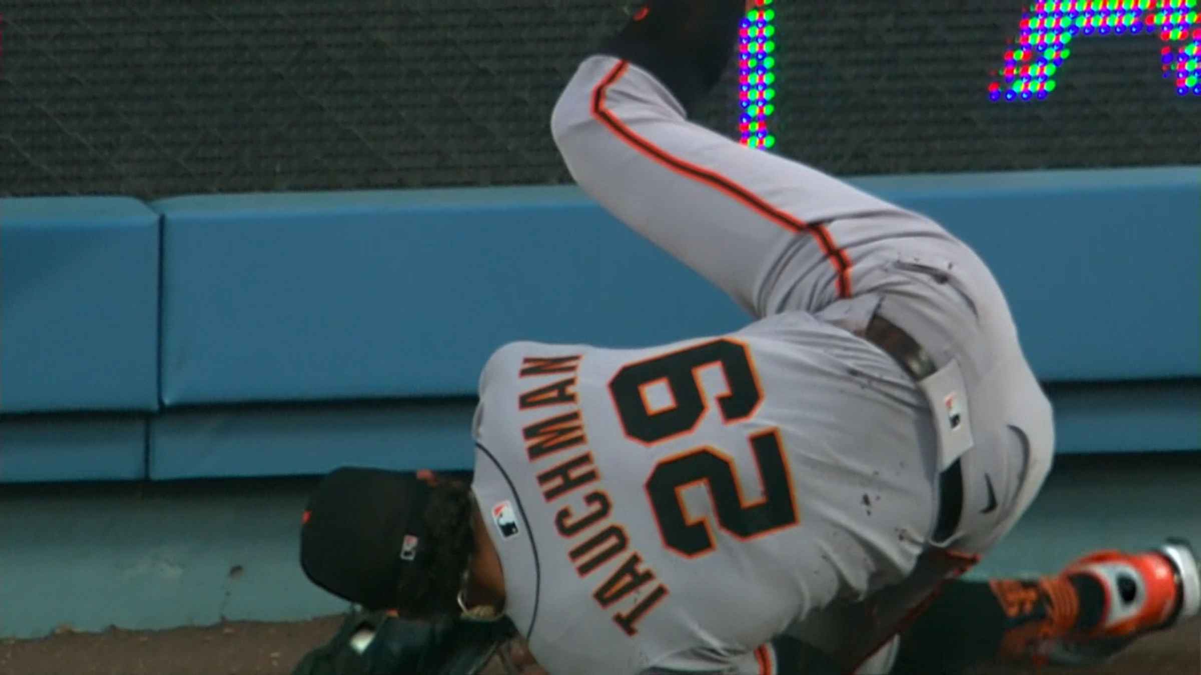 SF Giants on NBCS on X: MIKE TAUCHMAN WITH THE CATCH OF THE YEAR