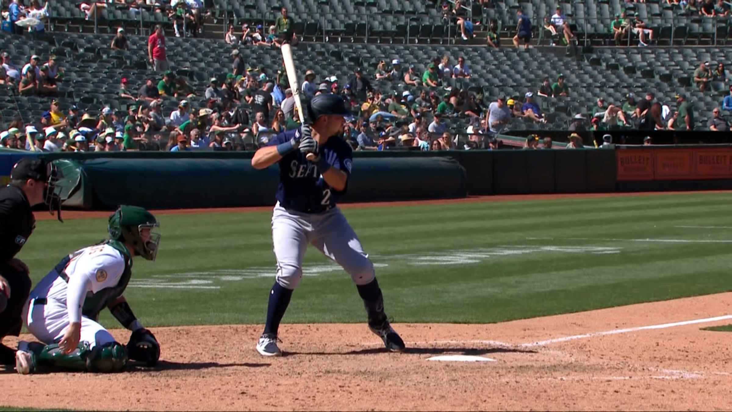 Cal Raleigh's RBI double, 03/19/2022