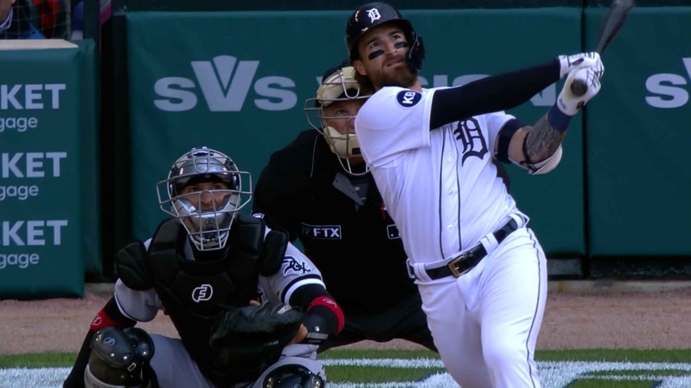 Tigers: Eric Haase legs out inside-the-park home run off CF misplay