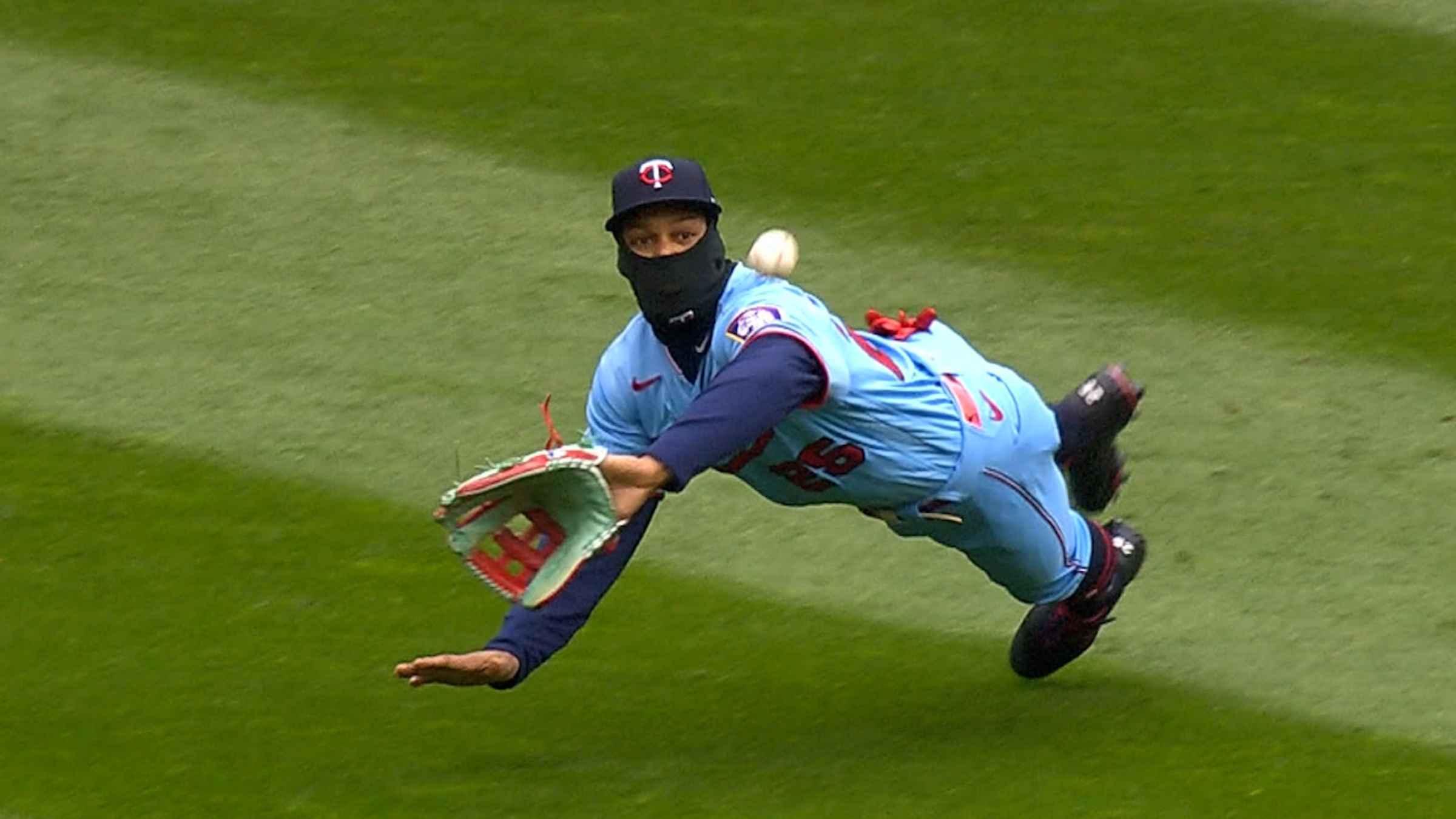 Byron Buxton's diving catch, 05/24/2022