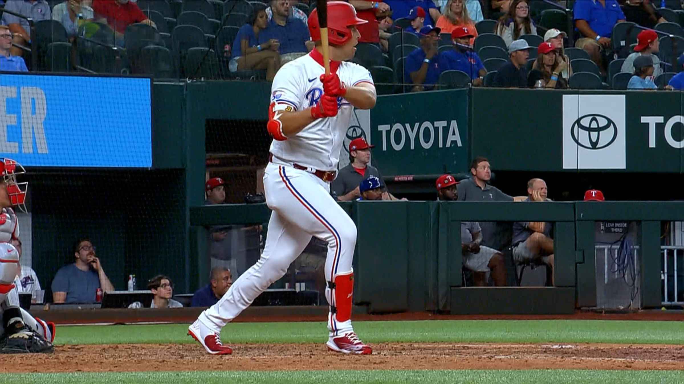 Nathaniel Lowe Belts Homers & Line Drives During Batting Practice