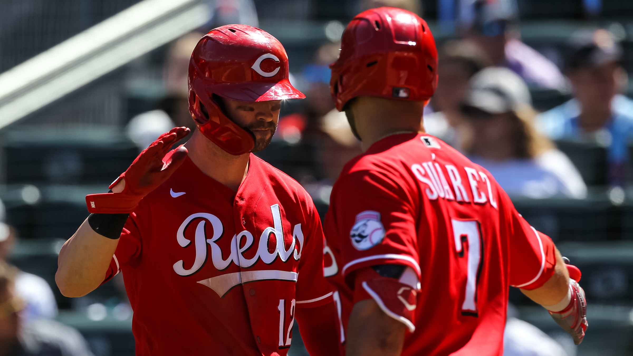 Naquin's 3-run homer in 9th gives Reds 10-7 win over Twins