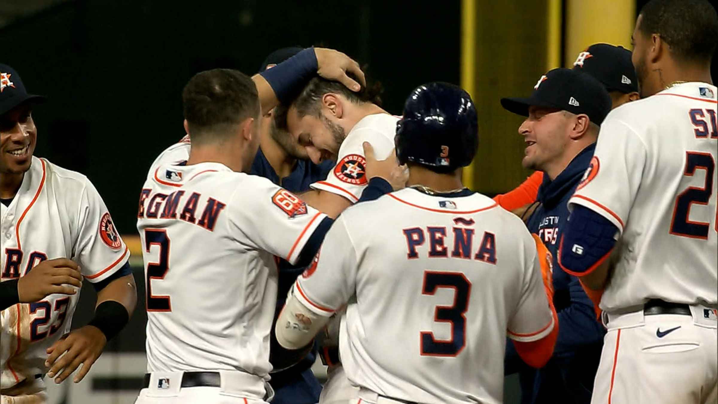 Kyle Tucker's walk-off single, 05/17/2023