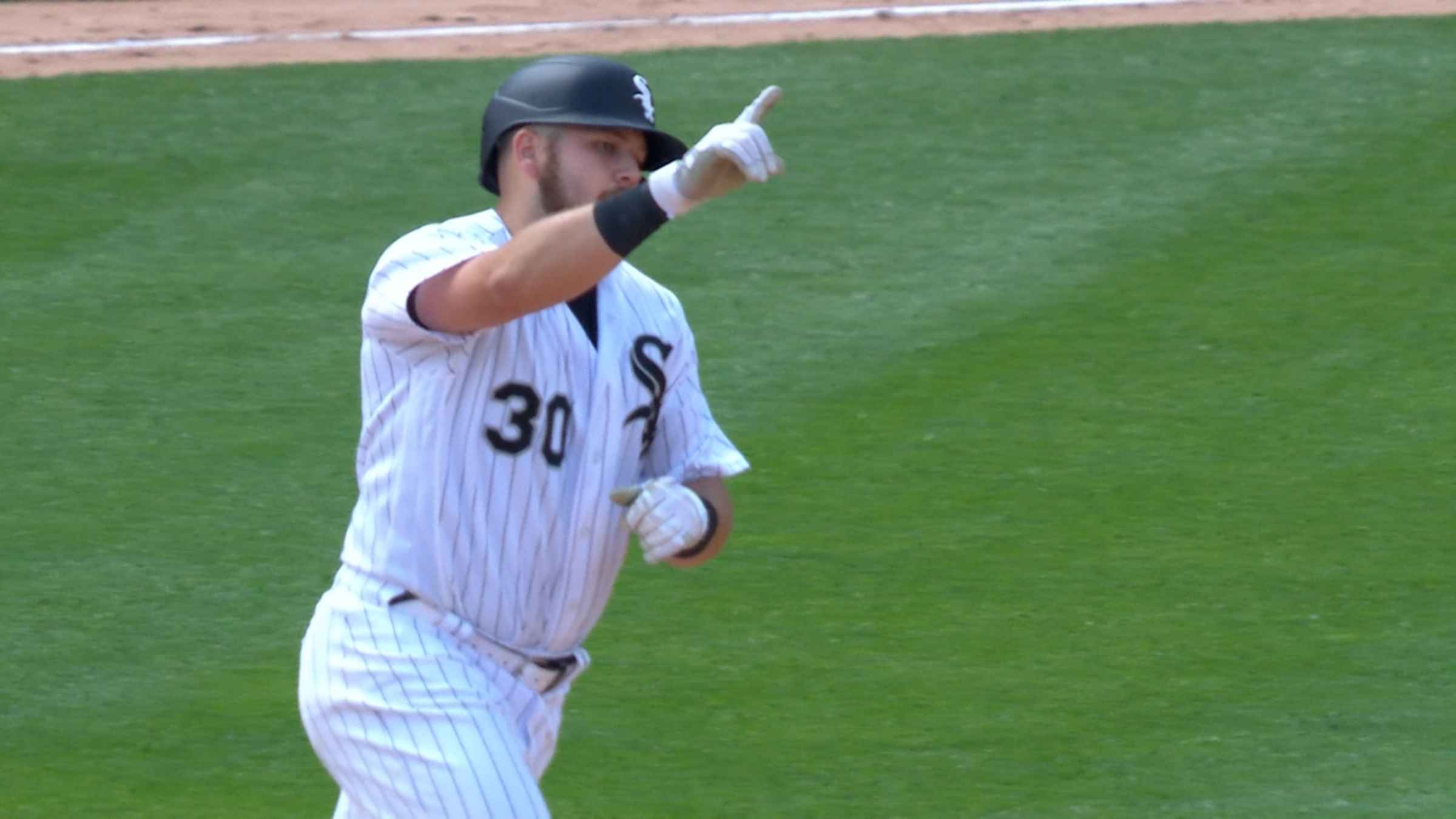 Jake Burger's 9th-inning grand slam lifts White Sox over Tigers