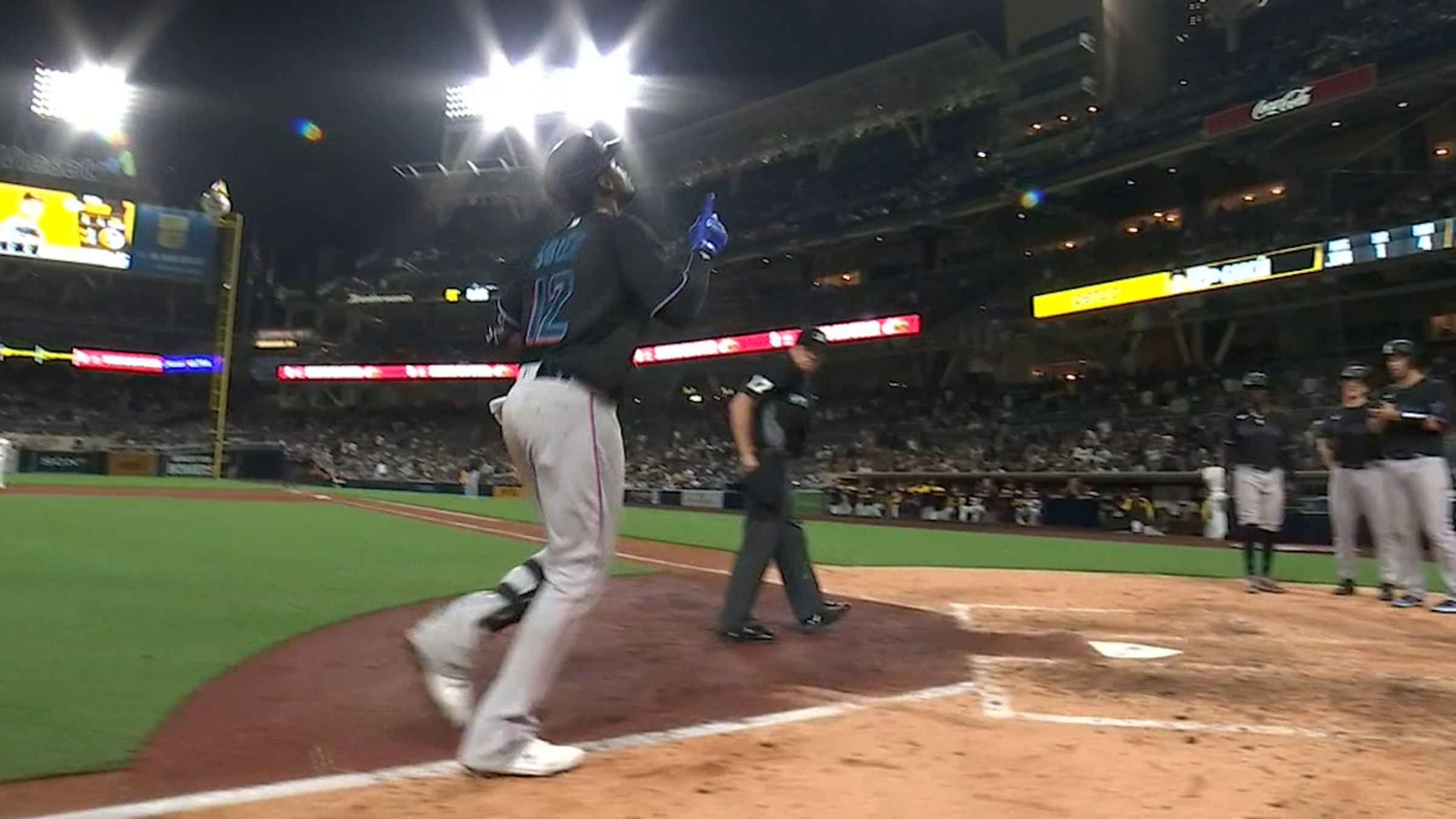 Marlins Jorge Soler Home Run off the Back of the Stadium 118mph Wow 