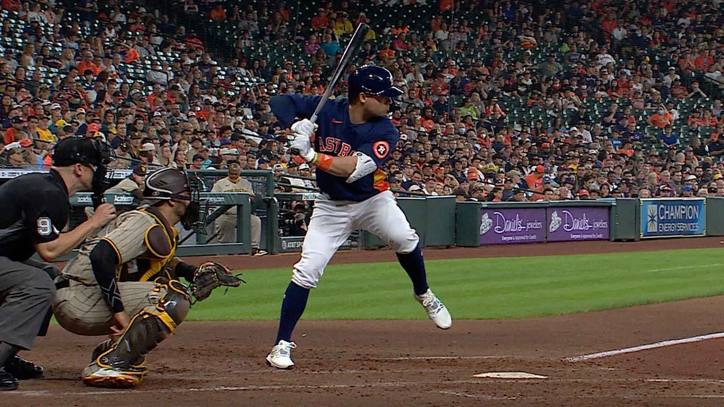 Aledmys Díaz drives in a run with double - ESPN Video