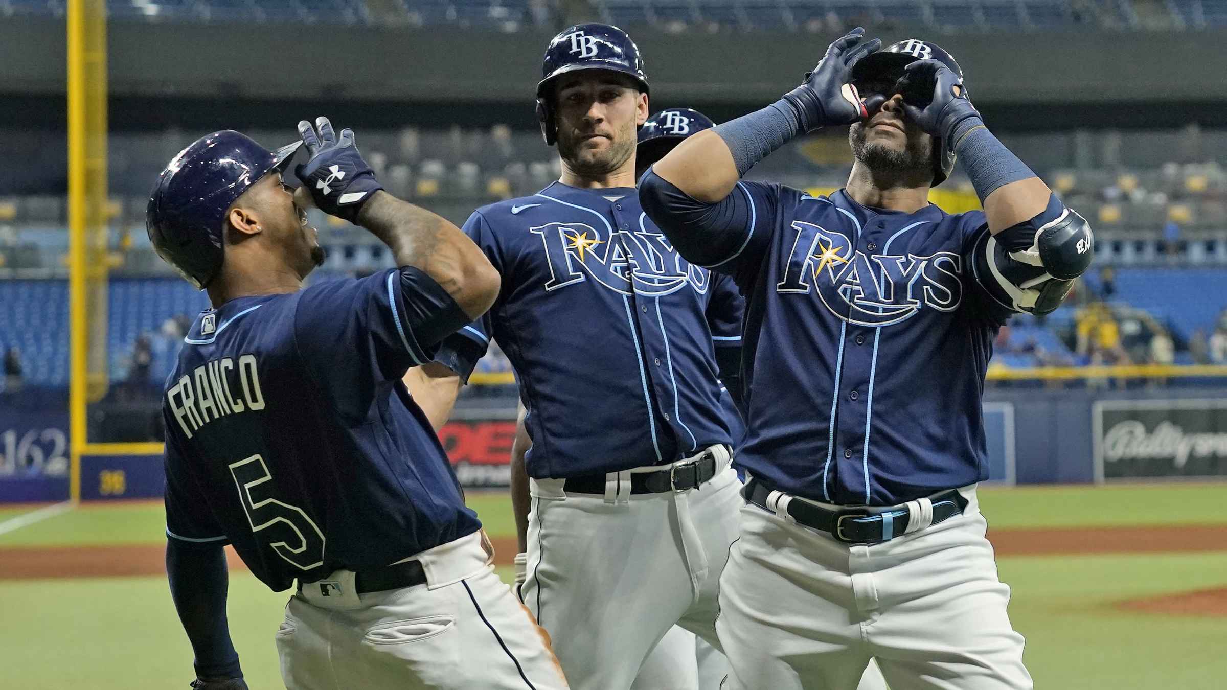 Zunino, Rays blast Orioles with five home runs to earn fifth straight win
