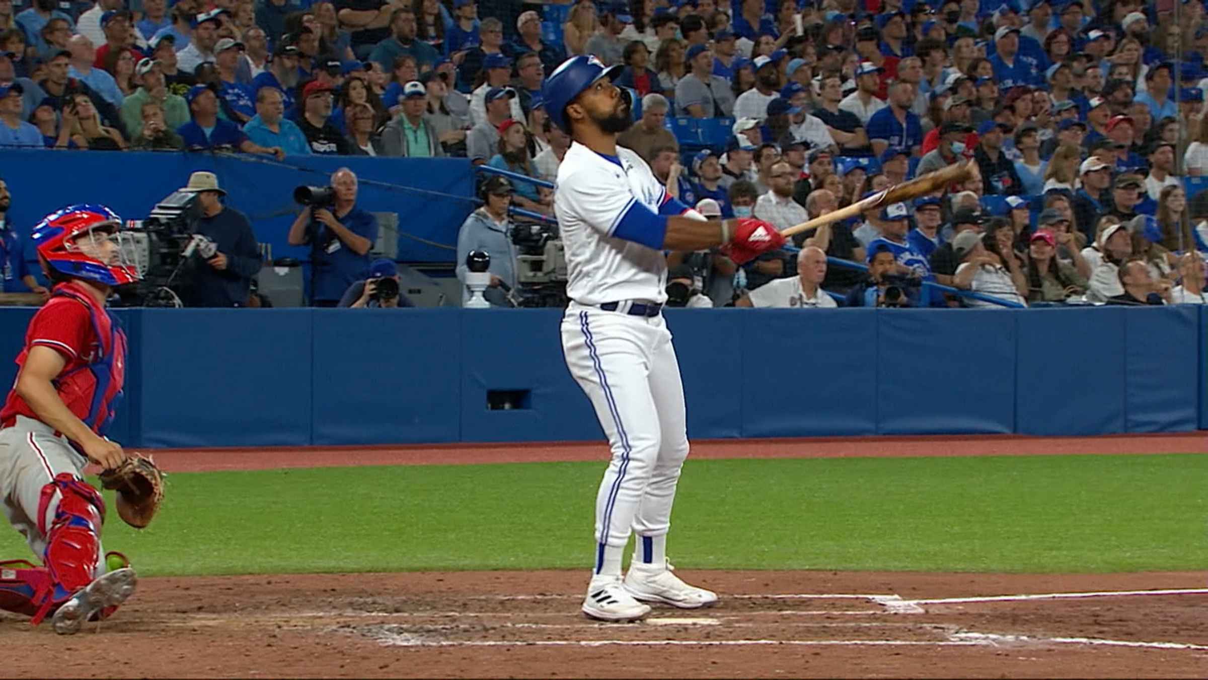 Teoscar Hernandez breaks out the trident and newly-bejeweled Swellmet! :  r/baseball