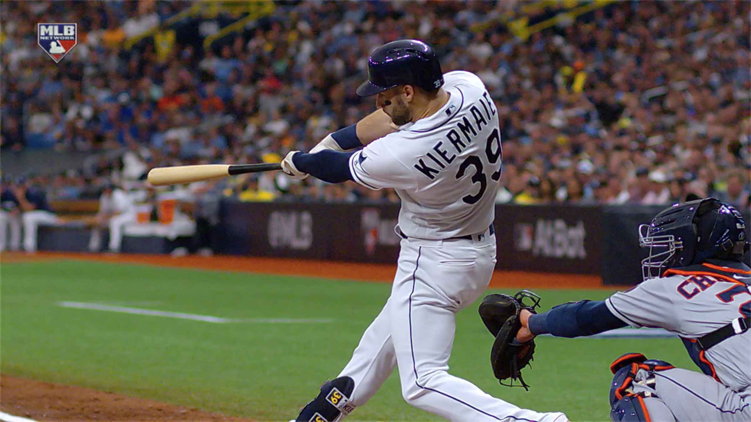 Counsell hits a three-run home run 