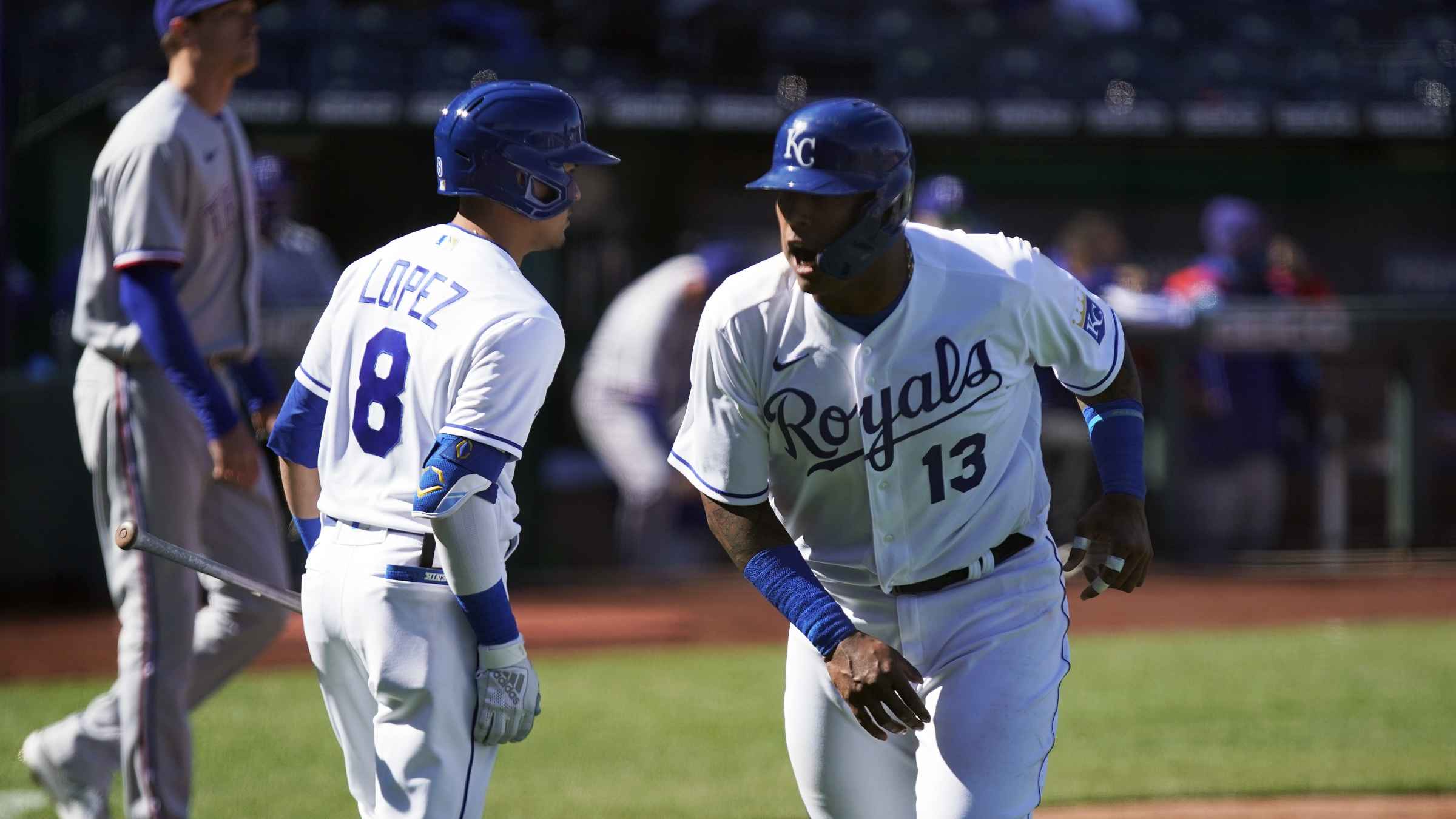 Kansas City Royals' outfield shaky despite team's solid start to MLB season