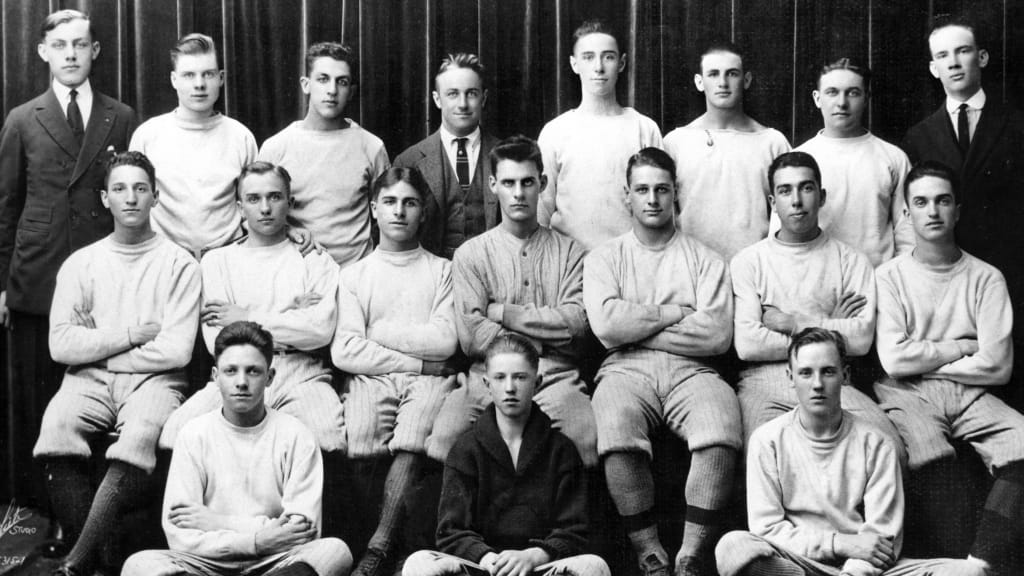 Gehrig [middle row, third from R] caught the eye of several scouts while he was still in high school and nearly joined the team he grew up rooting for, John McGraw’s New York Giants.