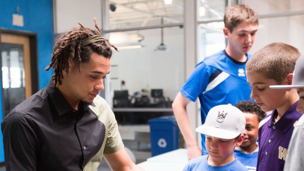 Rays pitcher Chris Archer spoke to Seattle's Reviving Baseball in Inner Cities (RBI) league at the Boys and Girls Club of Rainier Vista on Friday. (Rays)