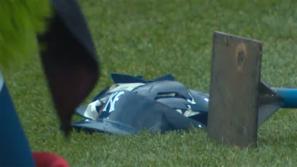 Phillie Phanatic destroys Yankees helmet, Giancarlo Stanton not amused