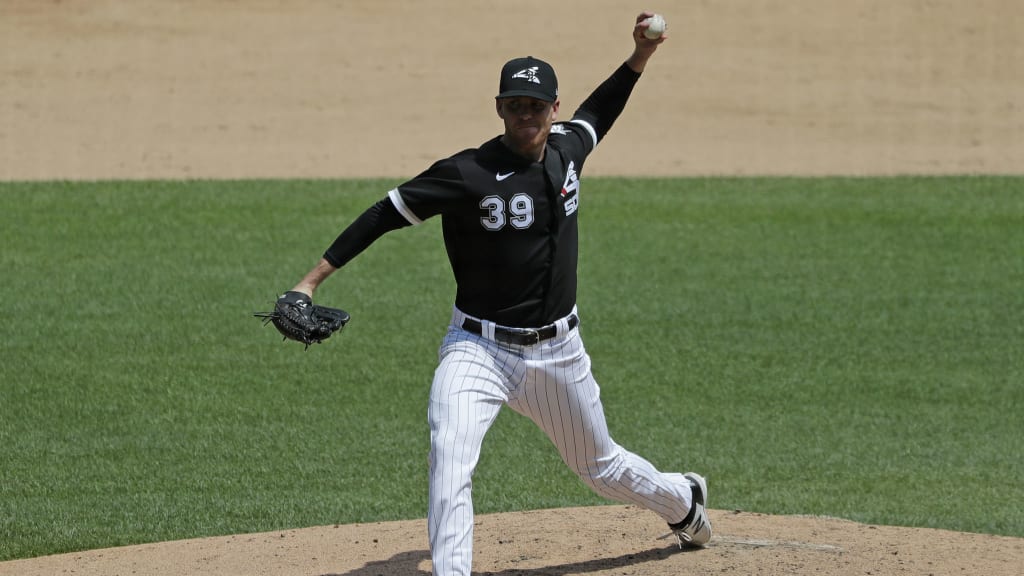 mlb teams with black pants