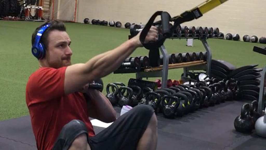 Brewers catcher Jonathan Lucroy putting in work. (Eugene Kwarteng on Twitter)