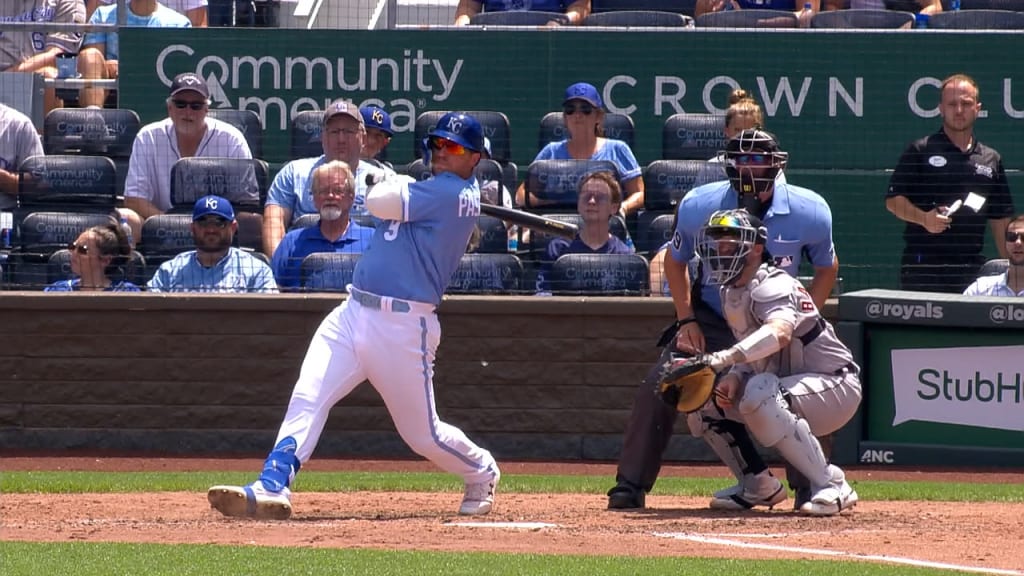 Royals' Vinnie Pasquantino gets first MLB multi-hit game