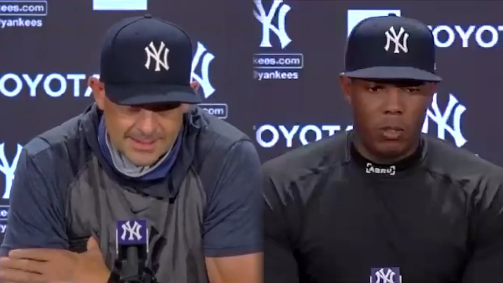 Aroldis Chapman pink yankees jersey is back with the Yankees; how much can  they trust him?