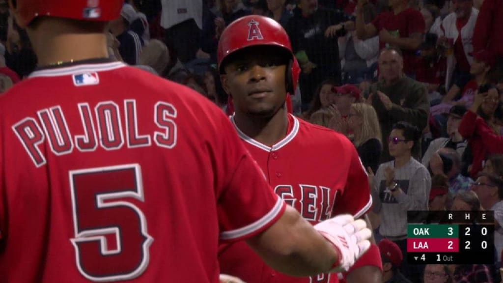 Upton's two-run homer in the 4th