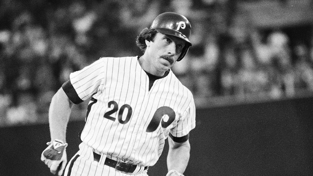 Mike Schmidt, of the Phillies, rounds third base, after a third inning home run with the bases loaded against Houstons Bob Knepper, Sunday, August 24, 1981, Philadelphia, Pa. Schmidt, who leads the majors with 20 home runs, paced the Phillies to an 8-0 win. (AP Photo/Rusty Kennedy)