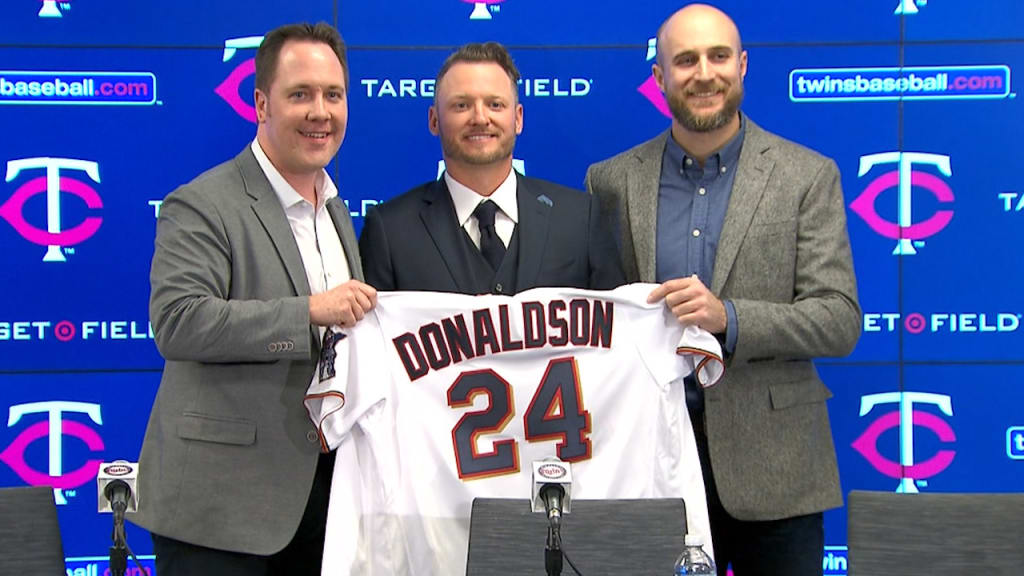 Twins introduce Josh Donaldson