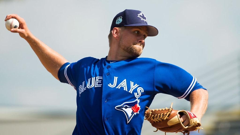 Glenn Sparkman broke his right thumb on Thursday morning. (Nathan Denette/The Canadian Press)