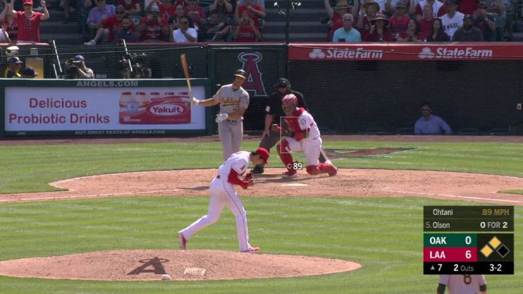 Angels' Ohtani loses perfect game in 7th during home debut